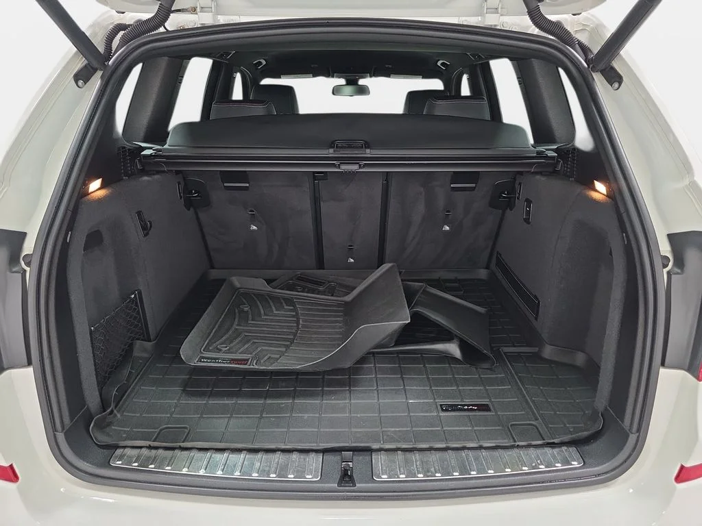 Used 2016 Mineral Silver Metallic BMW sDrive28i image 33