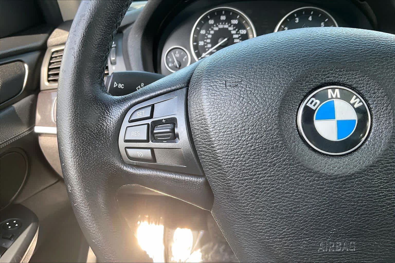 Used 2014 Black Sapphire Metallic BMW xDrive28i image 23