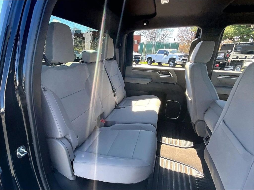 Used 2025 Black Chevrolet LT image 15