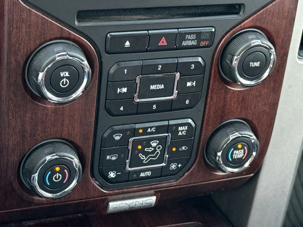Used 2013 Black Ford King Ranch image 24