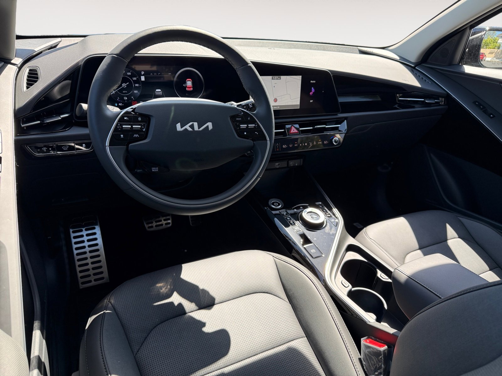 New 2026 Aurora Black Pearl Kia WAVE image 15
