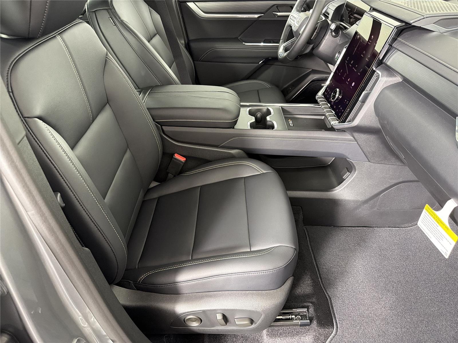 2026 GMC Acadia Elevation - Photo 11