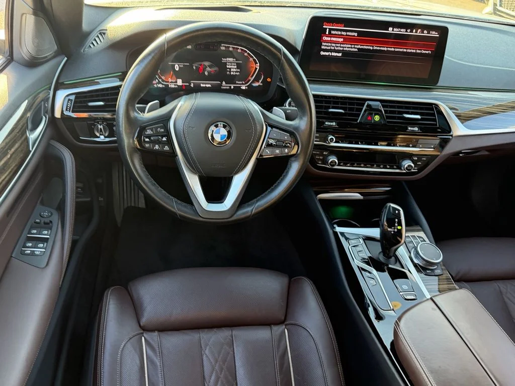 Used 2021 Mineral White Metallic BMW 540i image 13