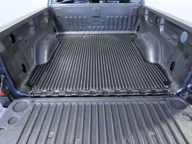 Used 2018 Gray Chevrolet LT image 9