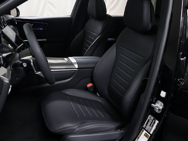 New 2027 Black Mercedes-Benz GLC 300 image 10