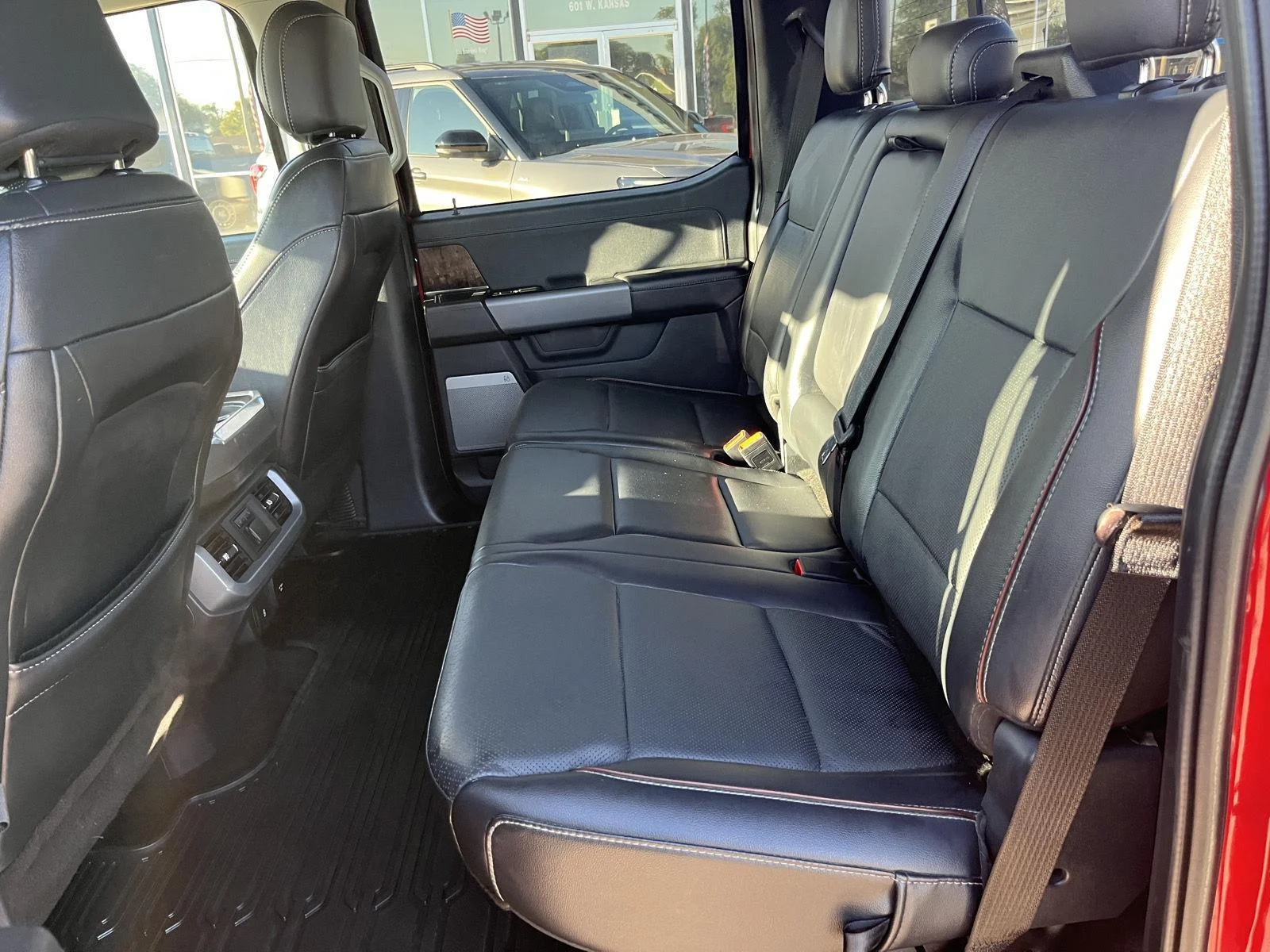 2021 Ford F-150 Lariat - Photo 12