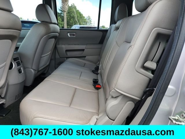 Used 2014 Silver Honda EX-L image 15