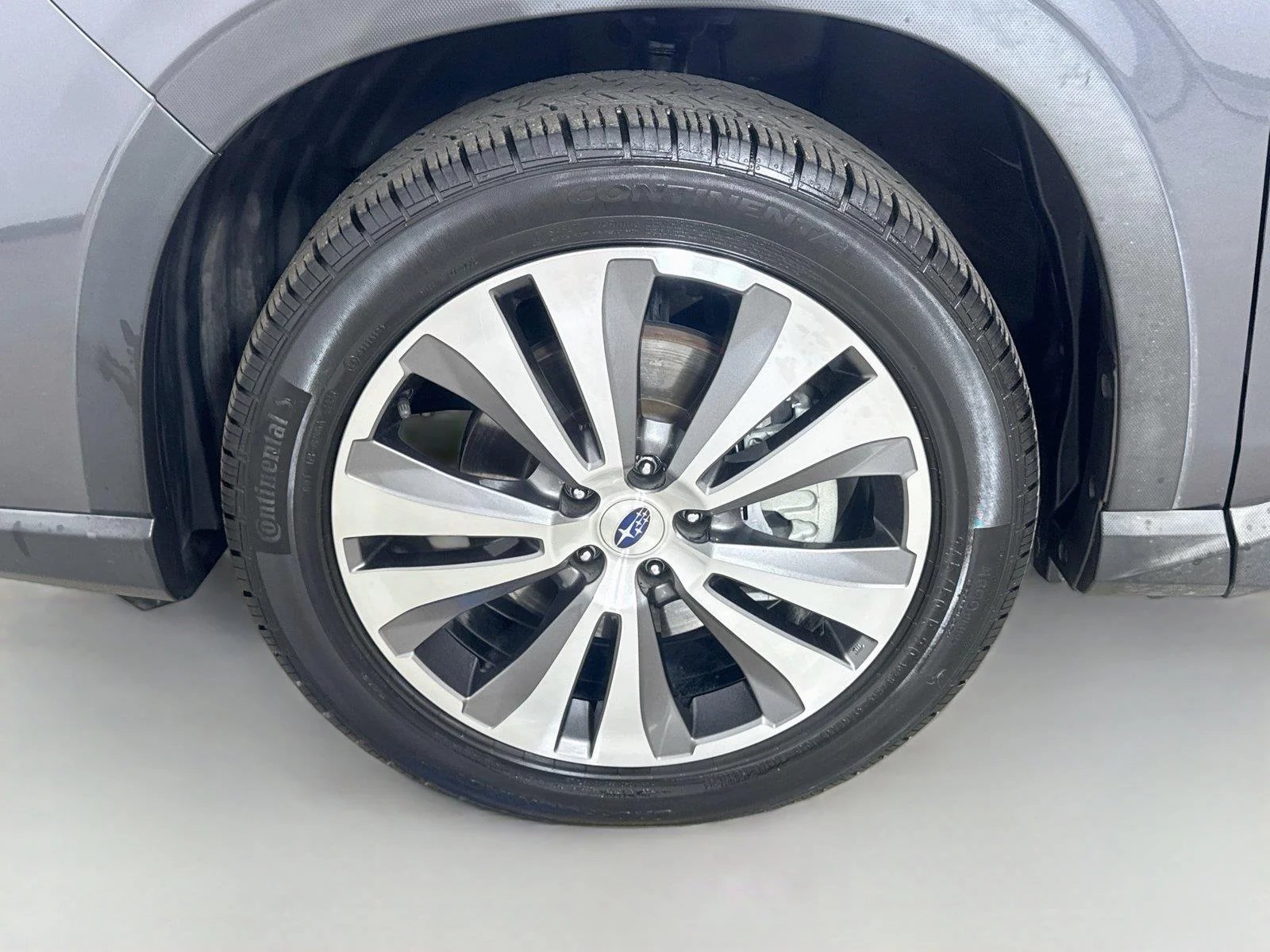 Used 2022 Magnetite Gray Metallic Subaru Limited image 34
