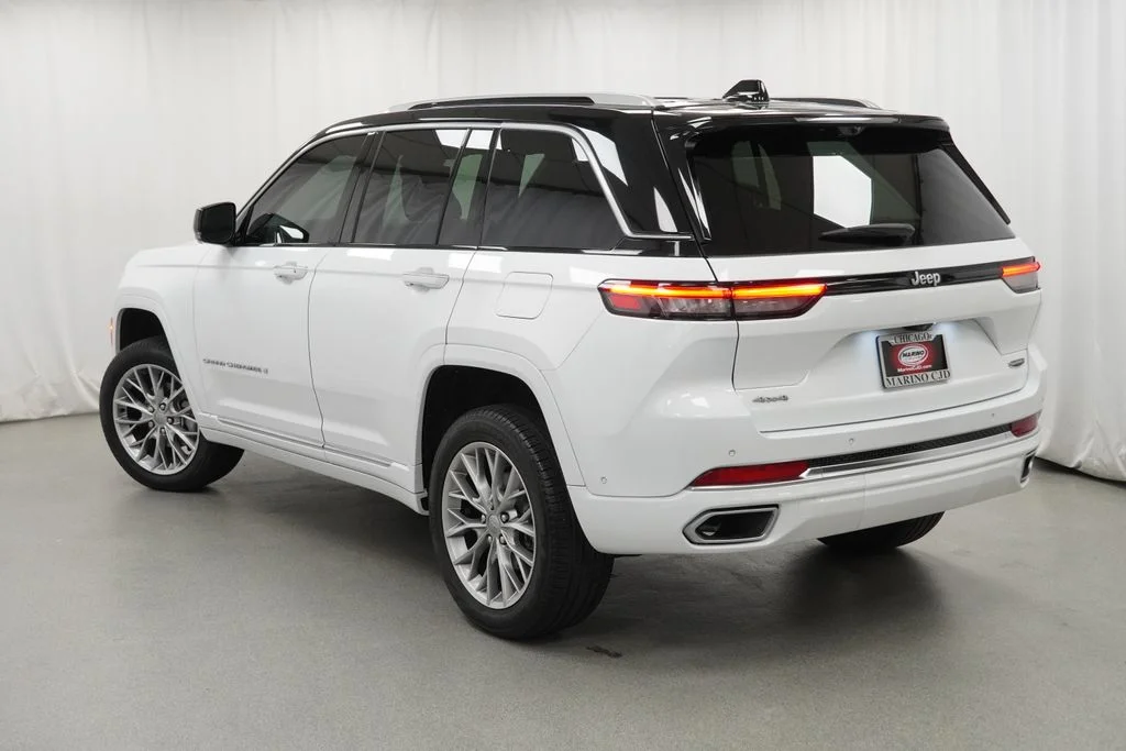 Certified Used 2022 White Jeep Summit image 14