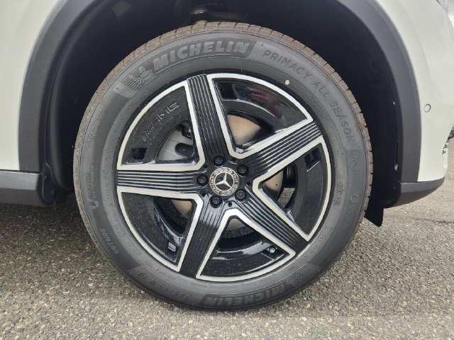 New 2027 Polar White Mercedes-Benz GLC 300 image 18