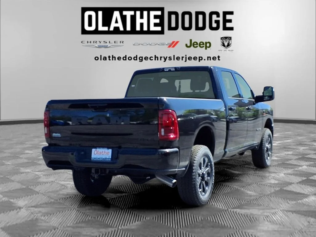 New 2026 Diamond Black Crystal Pearl-Coat Exterior Paint RAM Laramie image 26