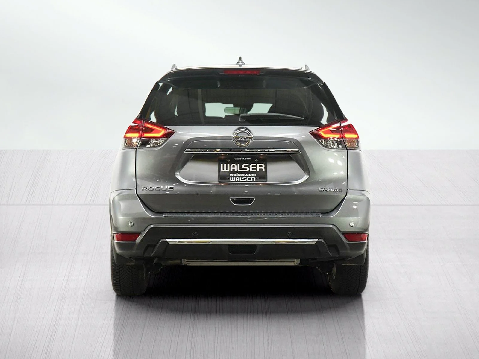 Used 2020 Gun Metallic Nissan SV image 4