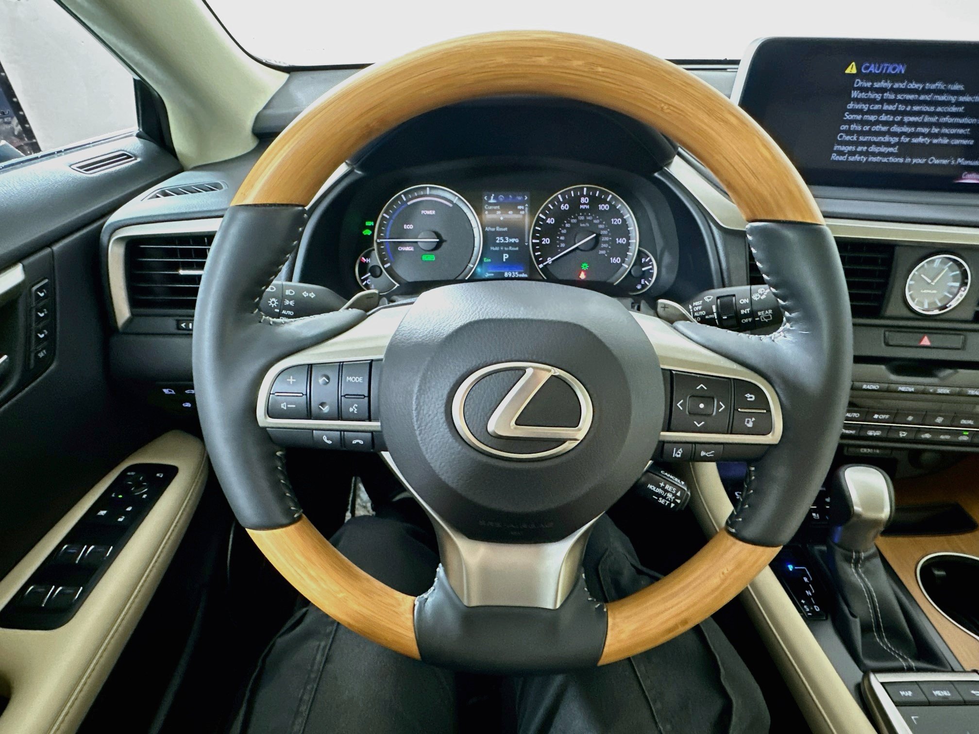 Certified Used 2021 White Pearl Lexus 450h image 11