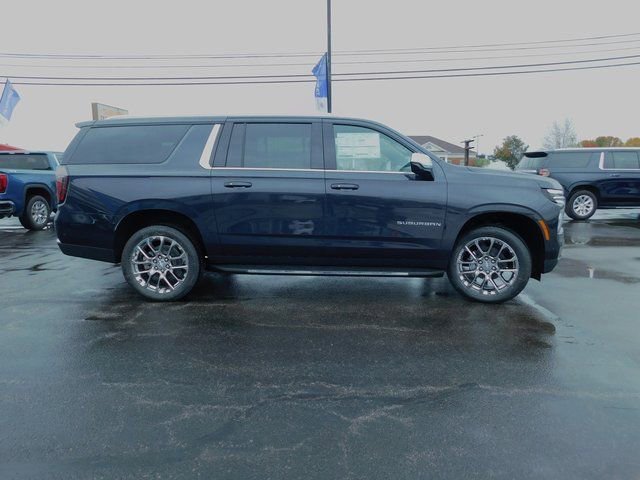 2026 Chevrolet Suburban LS - Photo 6