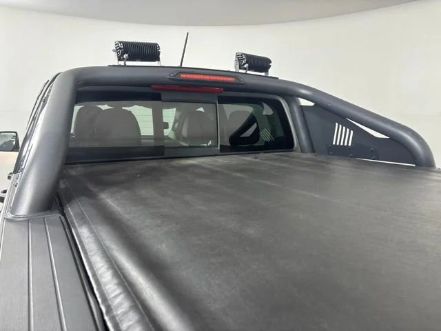 Used 2018 BLACK Chevrolet 4WD Z71 image 39