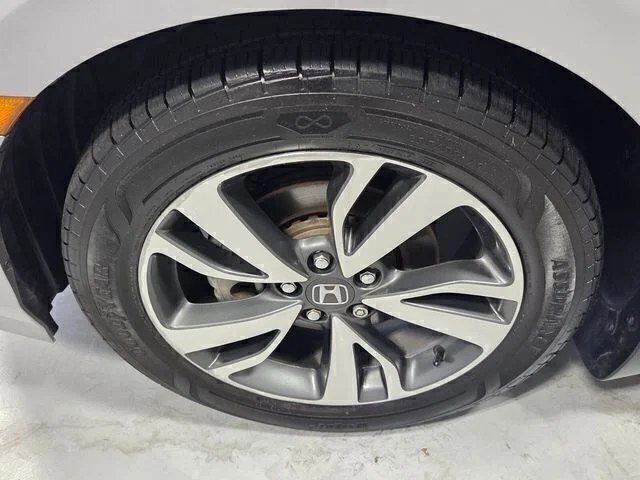 Used 2023  Honda Touring image 31