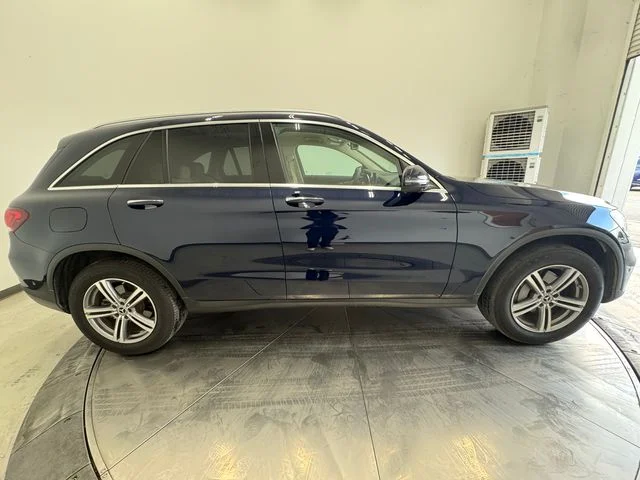 Certified Used 2022 Lunar Blue Metallic Mercedes-Benz GLC 300 image 13