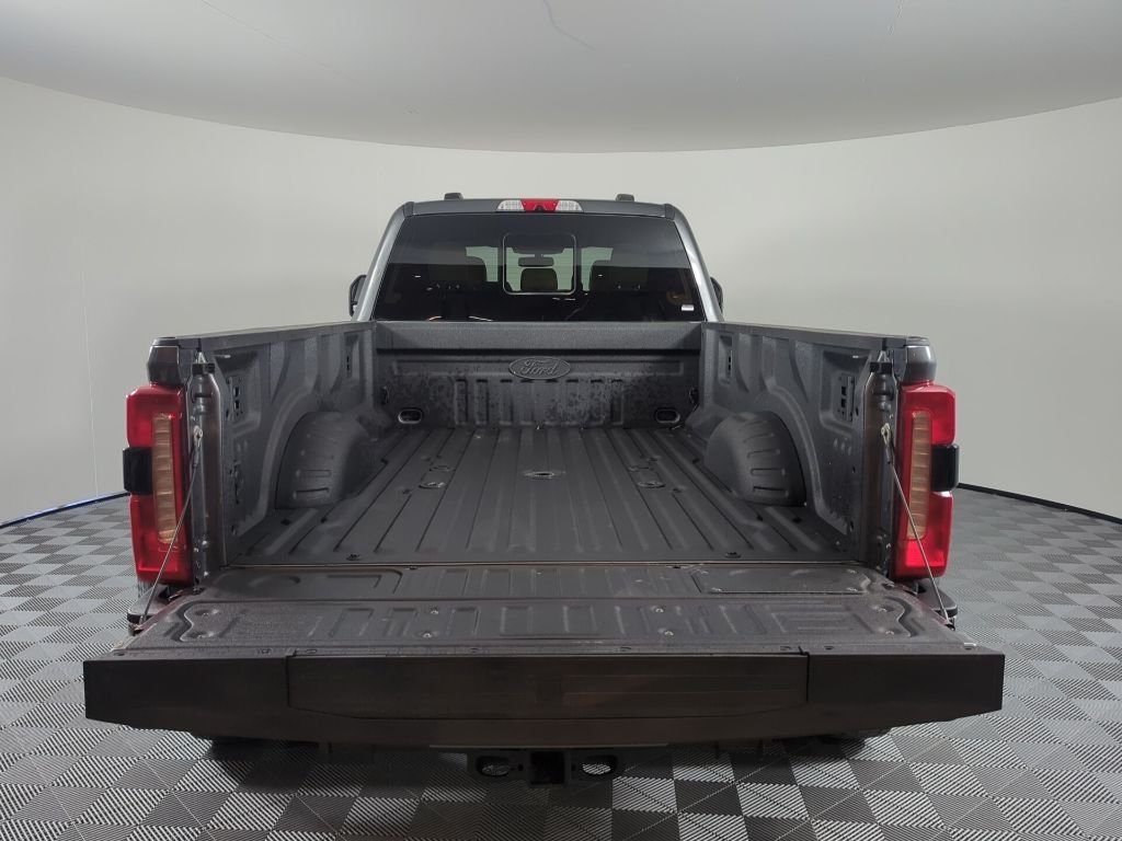 Certified Used 2025 Carbonized Gray Metallic Ford Lariat image 8