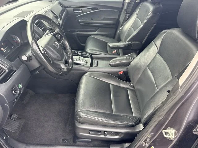 Certified Used 2020 Modern Steel Metallic Honda Touring image 9