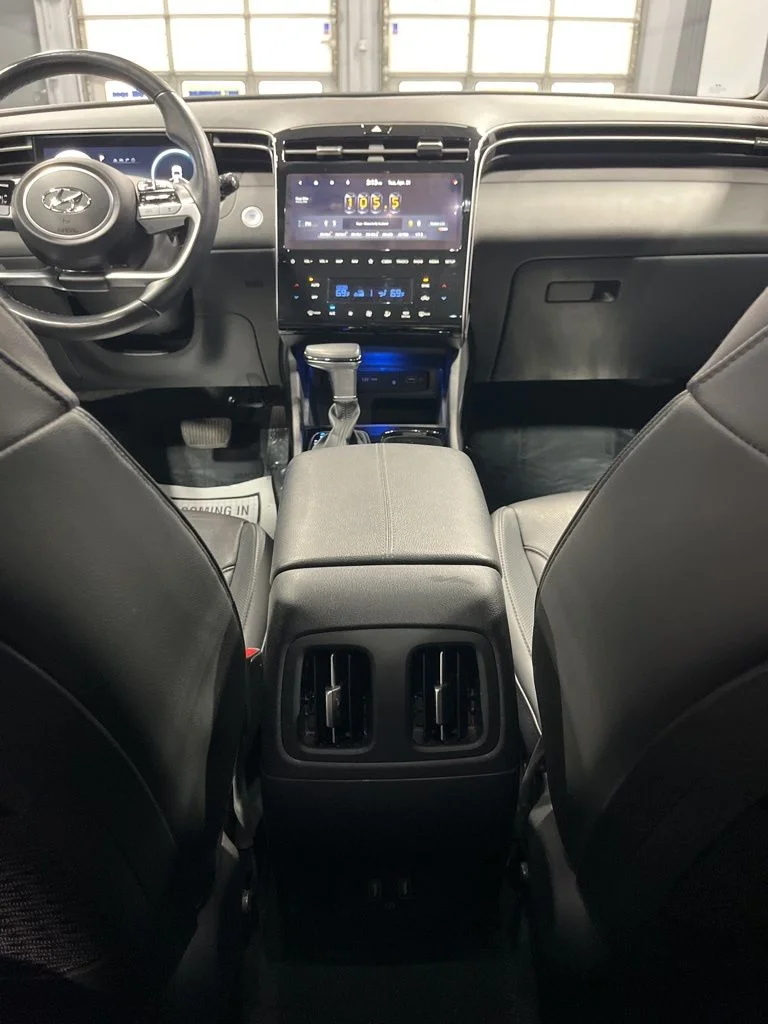 Used 2022 Ice White Hyundai Limited image 32