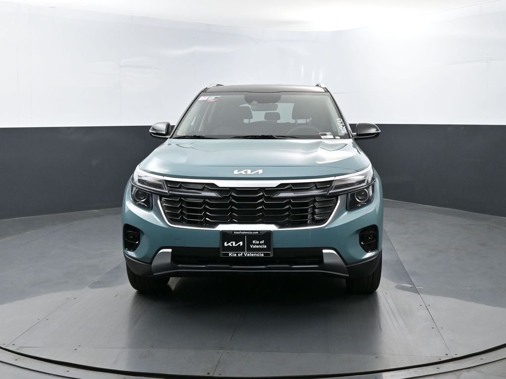 New 2026 Pluton Blue / Black Roof Kia S image 2