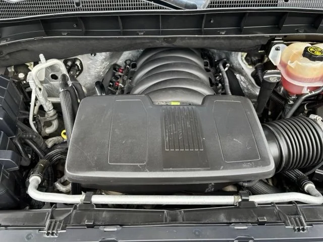 Used 2021 White GMC Denali image 25