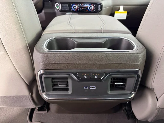 2026 GMC Sierra 1500 SLT - Photo 14