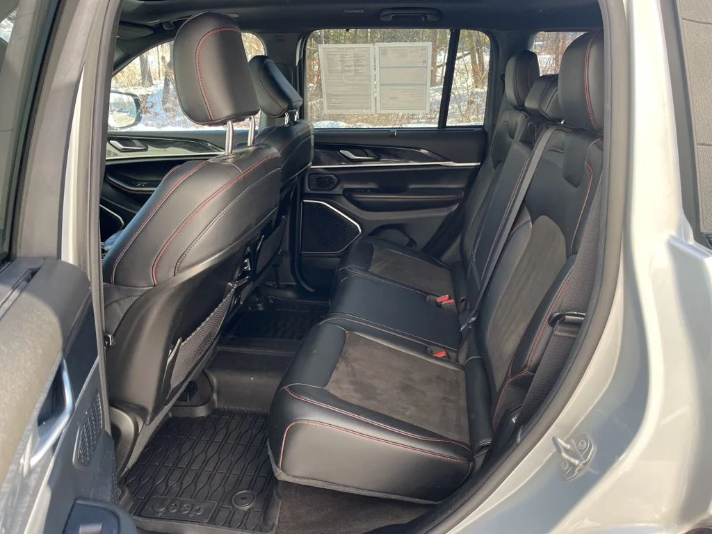 2022 Jeep Grand Cherokee Trailhawk - Photo 11