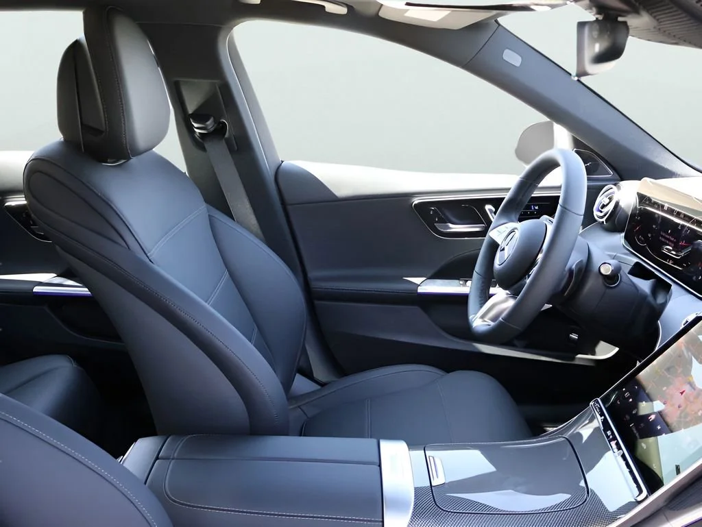 New 2026 Polar White Mercedes-Benz C 300 image 48