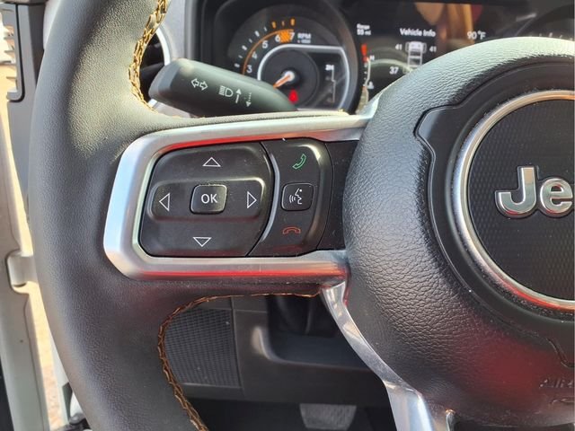 Used 2024 White Jeep Sahara image 18