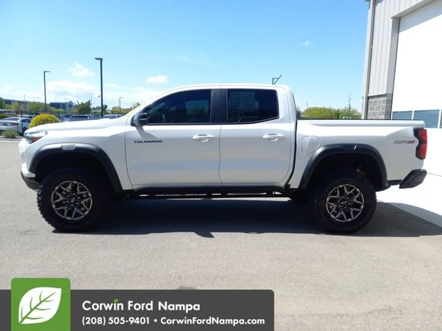 Used 2025 White Chevrolet ZR2 image 6
