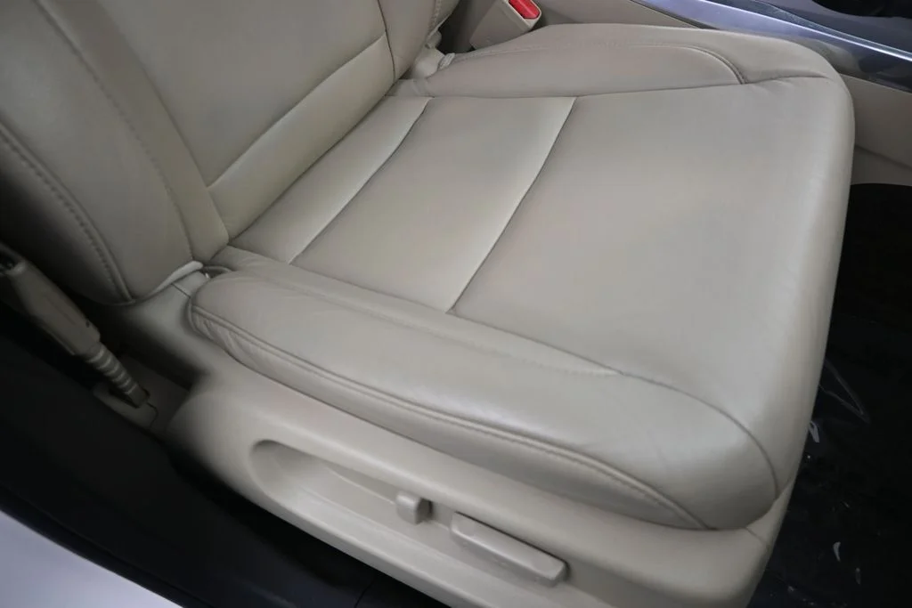 Used 2017 White Diamond Pearl Acura 3.5L image 20