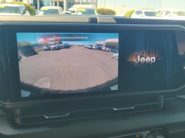 Used 2025 White Jeep Rubicon image 22
