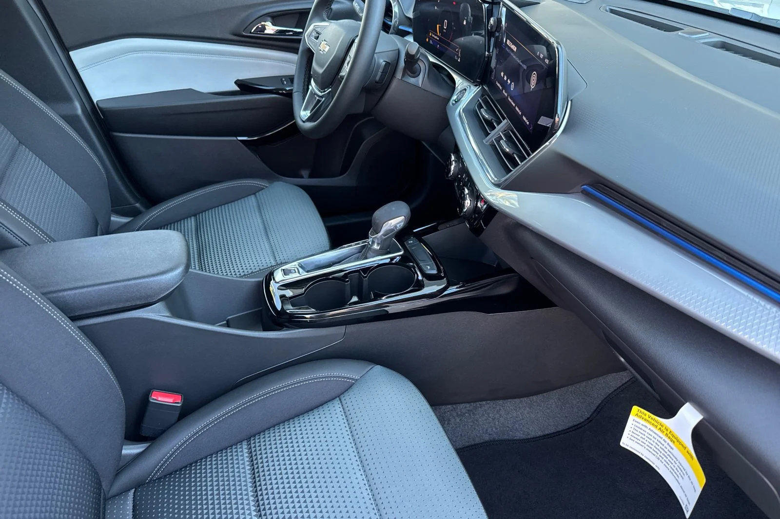 2026 Chevrolet Trax LT - Photo 15