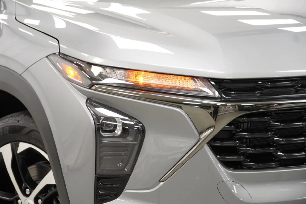 New 2026 Sterling Gray Metallic Chevrolet 1RS image 9