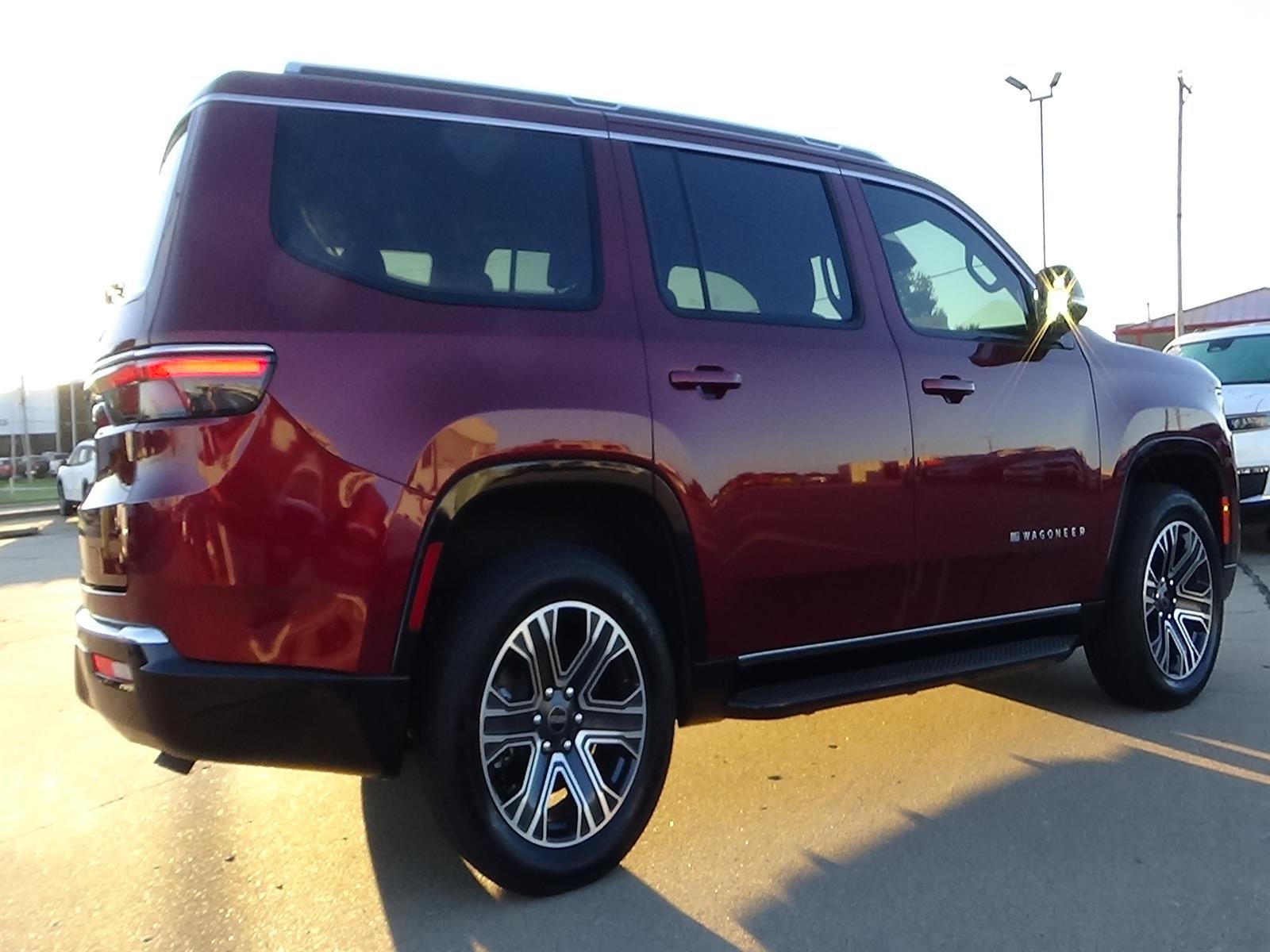 Certified Used 2025 Velvet Red Pearl Coat (prv) Jeep Series II image 7