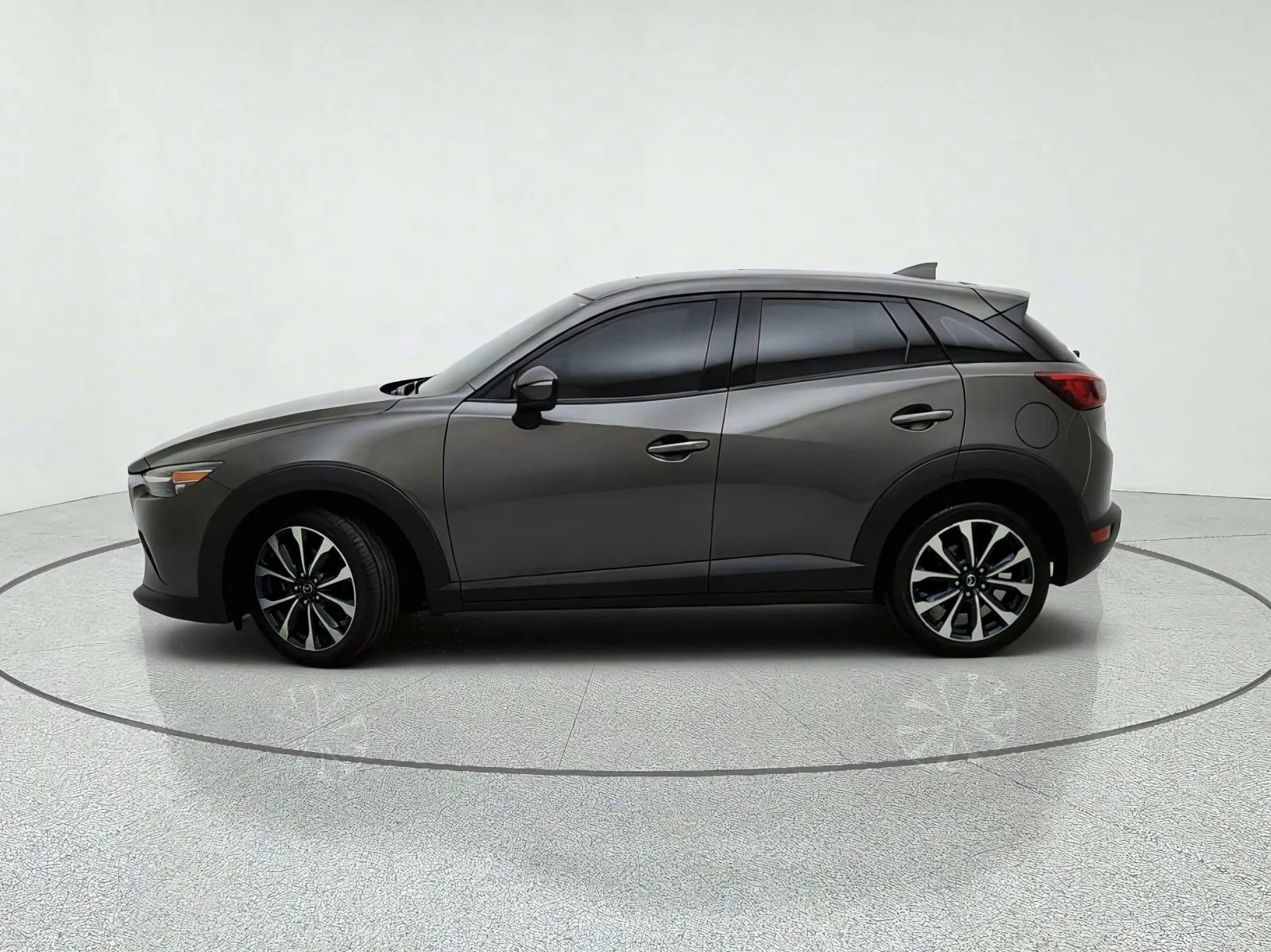 Used 2019 Titanium Flash Mica Mazda Touring image 14
