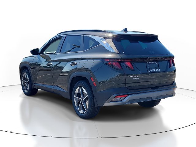 Used 2025 Green Hyundai SEL image 3