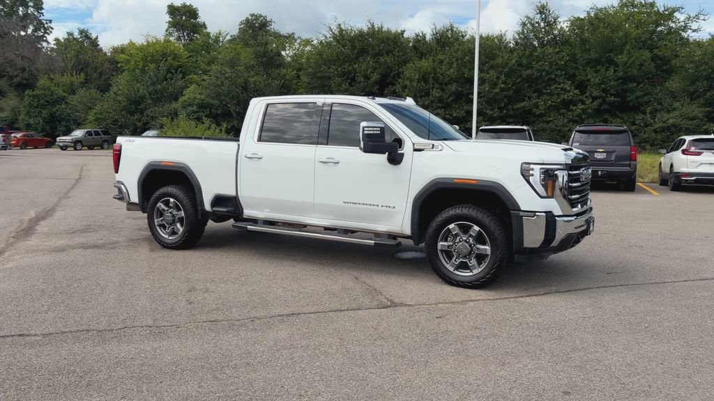 Used 2025 White GMC SLT image 2