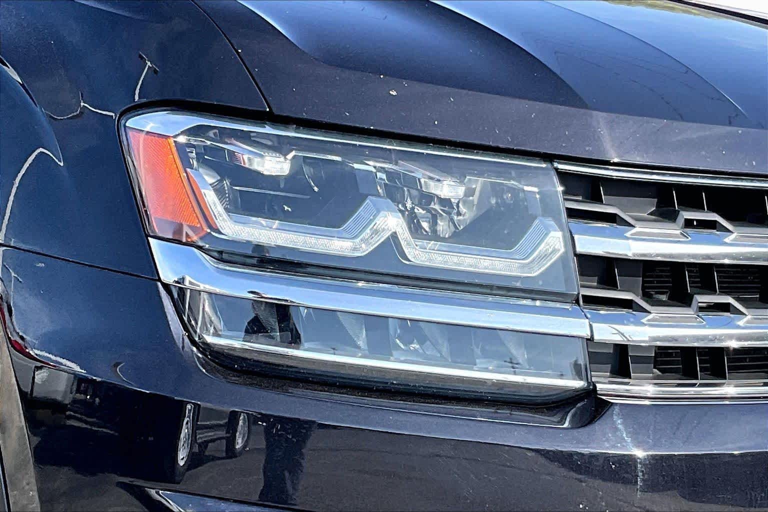Used 2019  Volkswagen 3.6L V6 SE w/Technology image 24