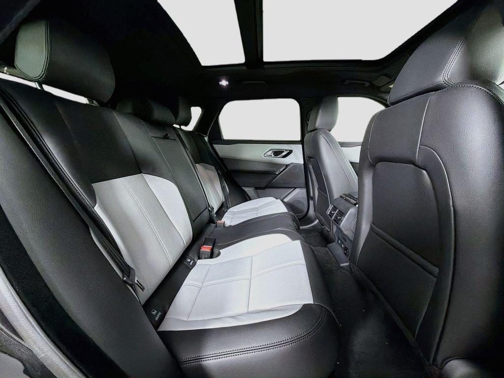 New 2026 Santorini Black Land Rover S image 29