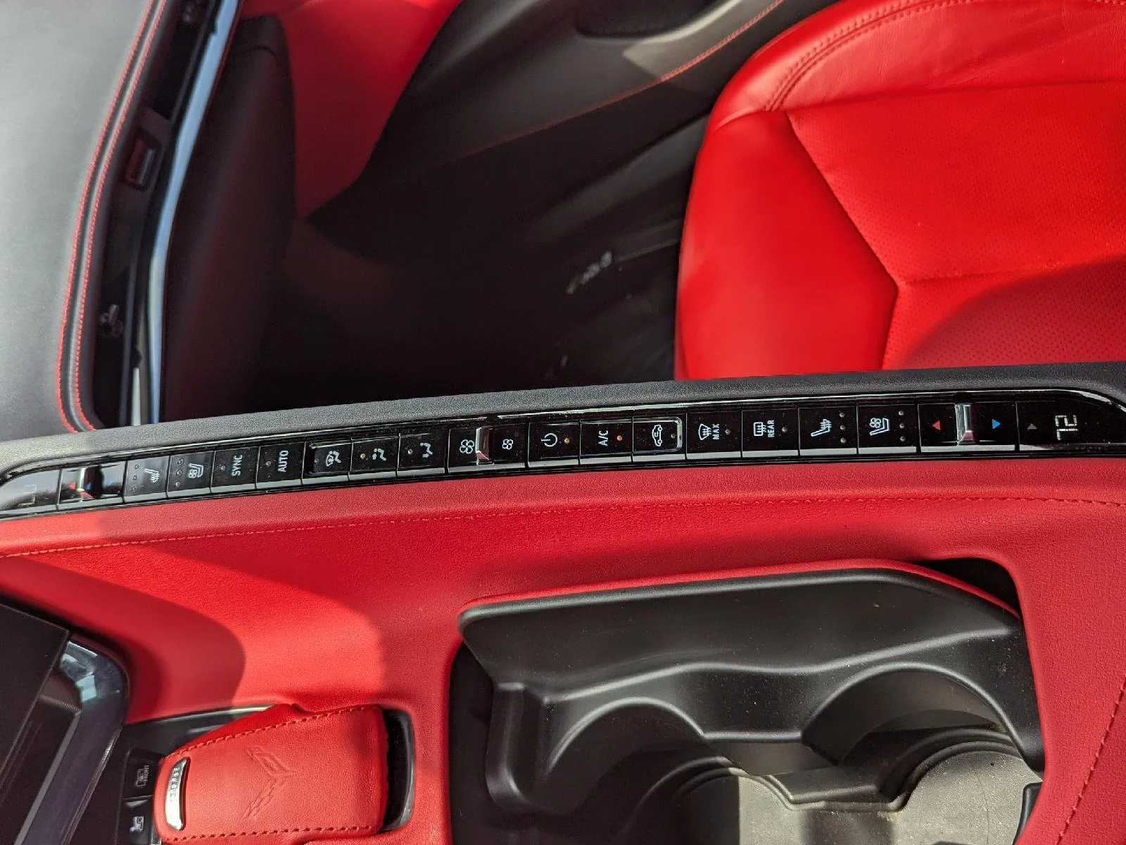 2025 Chevrolet Corvette 2LT - Photo 22