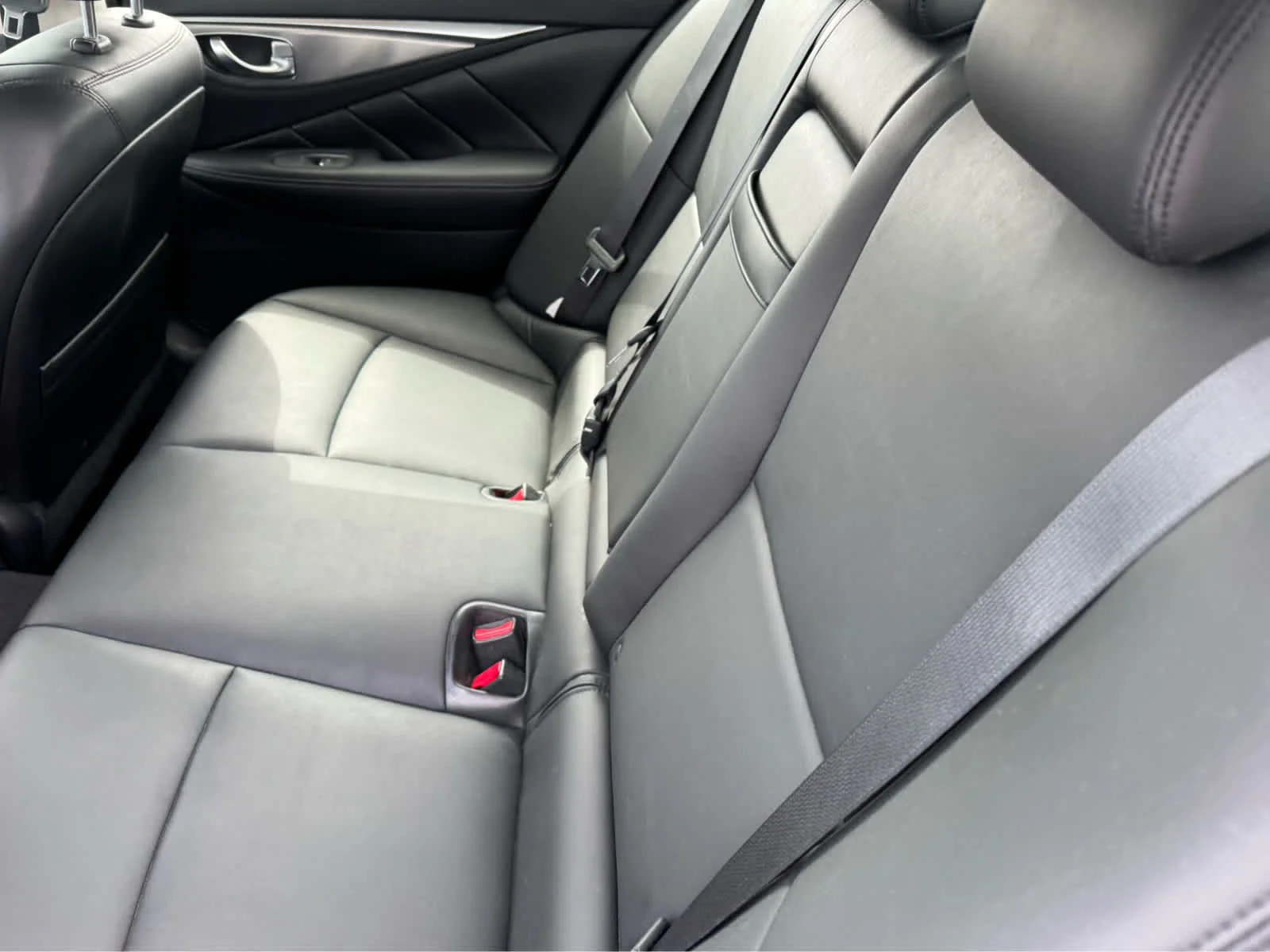Certified Used 2016 Graphite Shadow INFINITI 3.0t Premium image 25