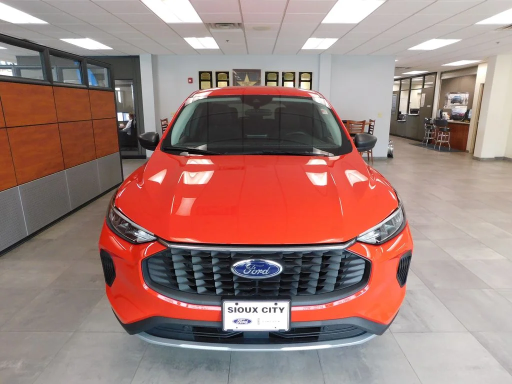 Certified Used 2024 Race Red Ford Active image 2