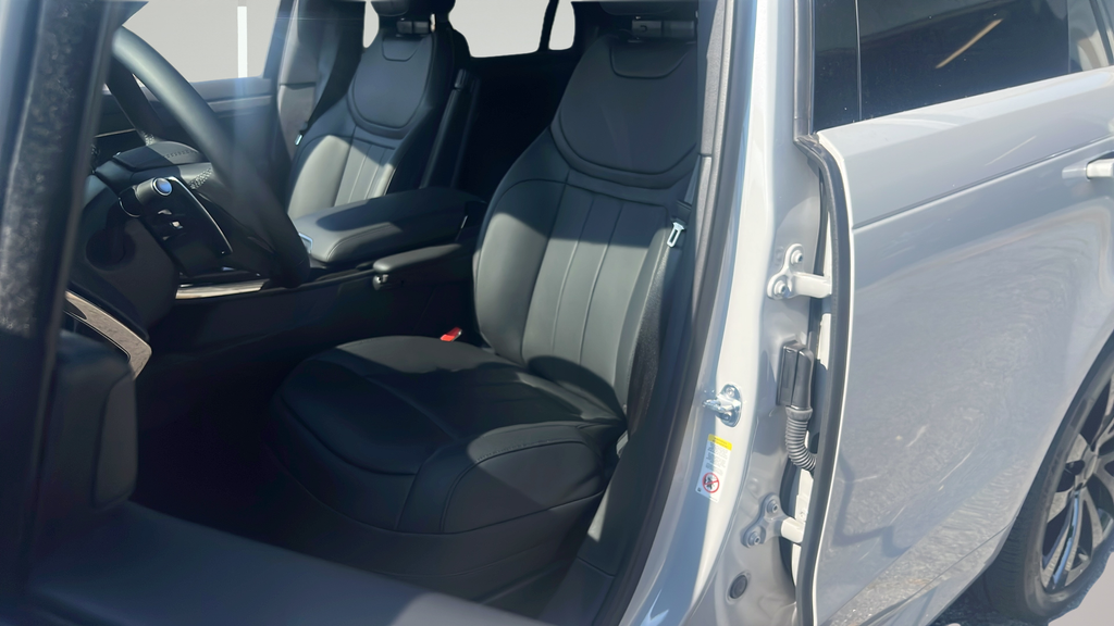 New 2026 Gray Land Rover Dynamic SE image 14