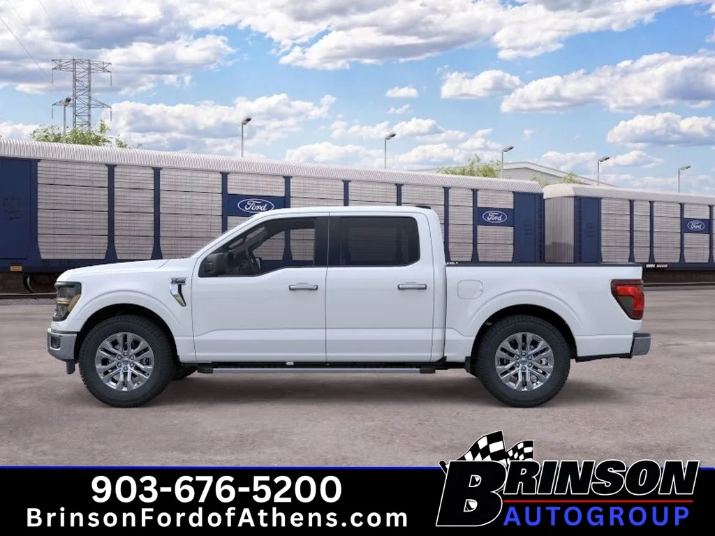 New 2026 Oxford White Ford XLT image 3