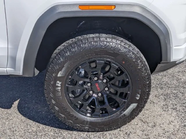 New 2026 Summit White GMC Elevation image 11