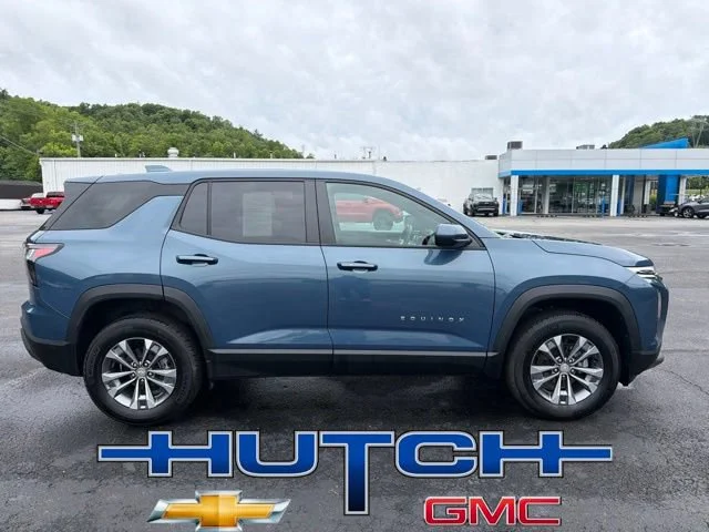 Used 2026 Lakeshore Blue Metallic Chevrolet LT image 7