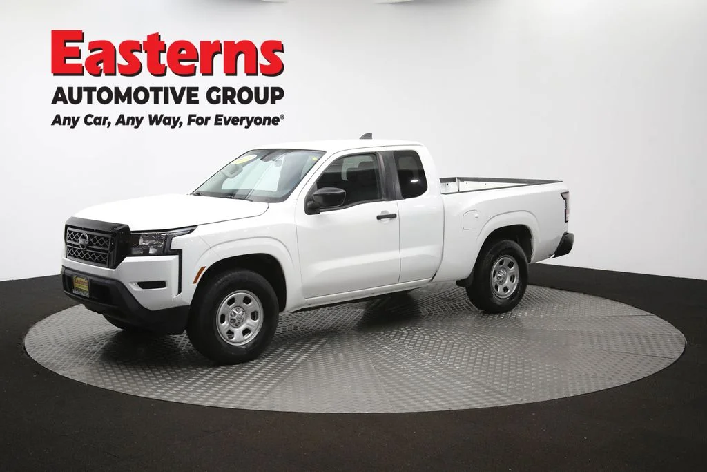 Used 2022 White Nissan S image 54