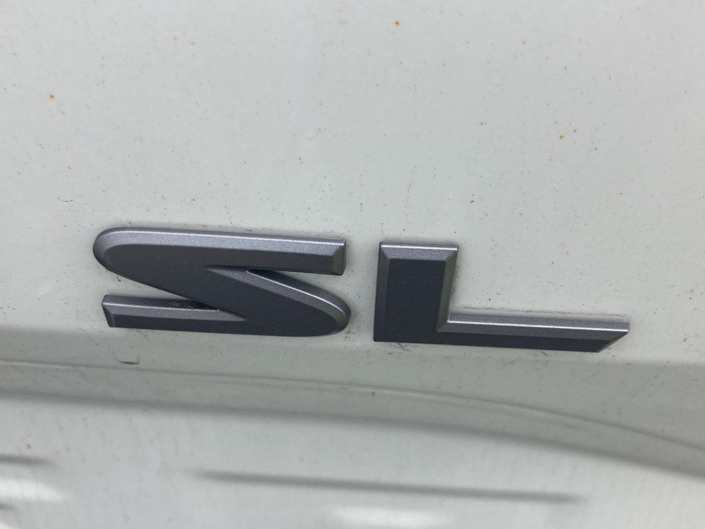 Used 2024 Glacier White Nissan SL image 12